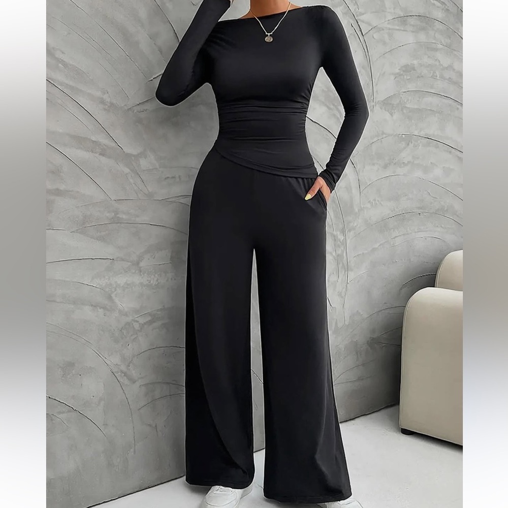 Elegant Black Wide-Leg Jumpsuit